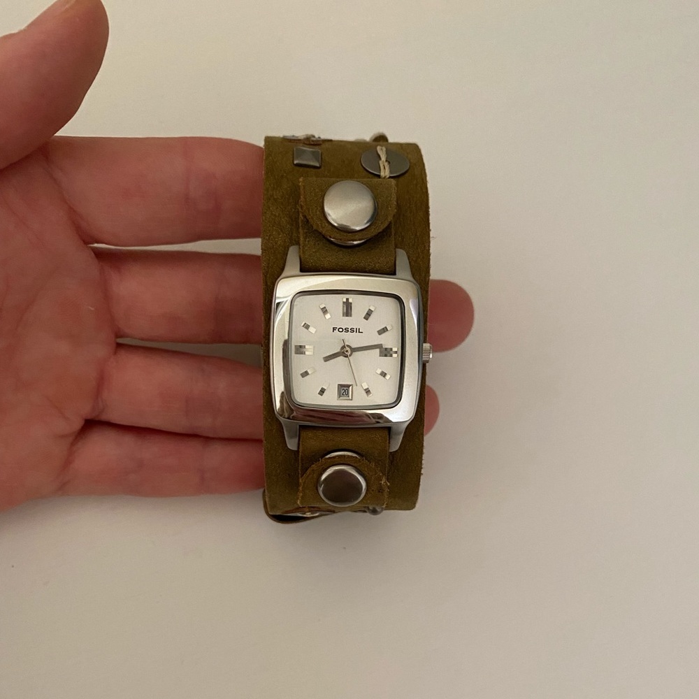 Fossil Watch with Floral Design